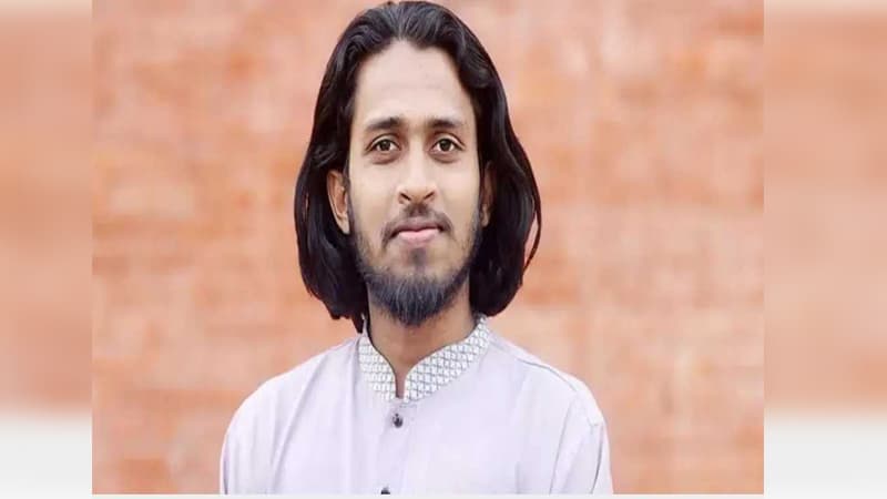 অর্থ আত্মসাতের অভিযোগে শিবির থেকে বের করে দেয়া হয় আম্মারকে অর্থ আত্মসাতের অভিযোগে শিবির থেকে বের করে দেয়া হয় আম্মারকে